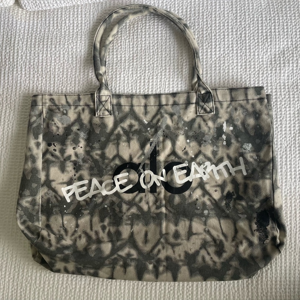 ALO Yoga Peace on Earth Tie-Dye Tote Bag
